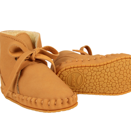 Pina Classic Booties | Caramel Nubuck