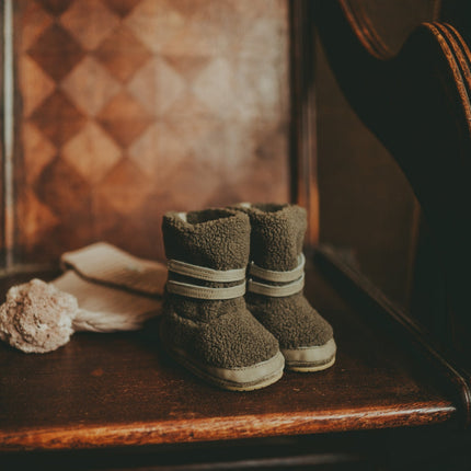 Larisso Booties | Stone Curly Faux Fur
