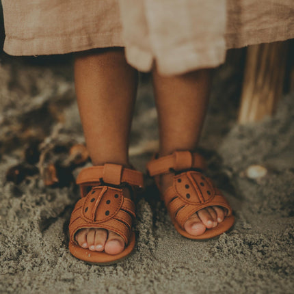 Tuti Sky Sandals | Lady Bird | Walnut Nubuck
