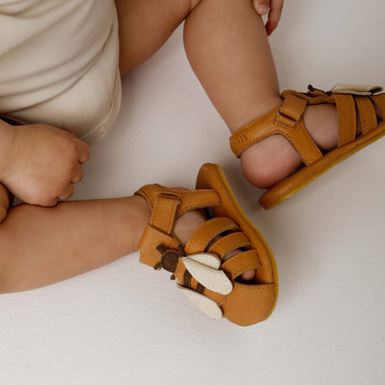 Duni Sky Sandals | Bee | Camel Classic Leather