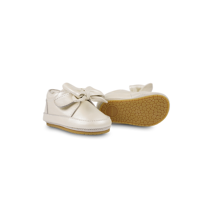 Mileau Sneakers | Off White Metallic Leather
