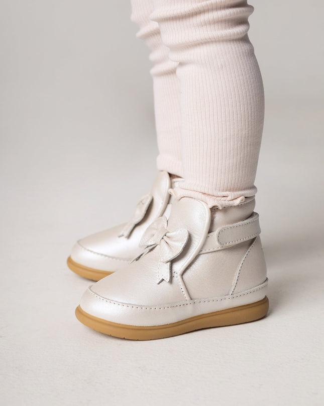 Cemilla Shoes | Off White Metallic Leather