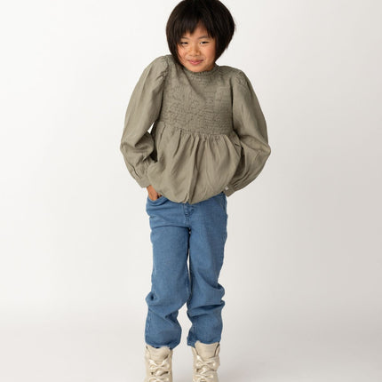 Madelief Top Dusty Green | Kindertop | Tijdloze basistop