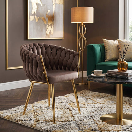 Drie luxe fluwelen eetkamerstoelen met armleuningen in beige, donkergroen en grijs, met gevlochten kuiprugleuning en zwarte metalen poten – Model G.