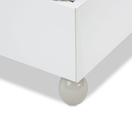 Michael Amini Sky Tower Platform Bed