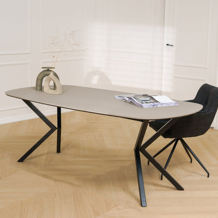Fenix-Esstisch Beige Arizona - dänisches Oval - VV schwarz