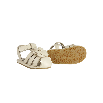 Duni Fields Sandals | White Buttercup | Cream Leather