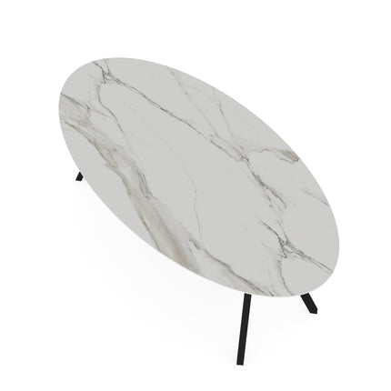 Keramik-Esstisch Calacatta Pulido - Oval - Schwarzes schräges I-Gestell