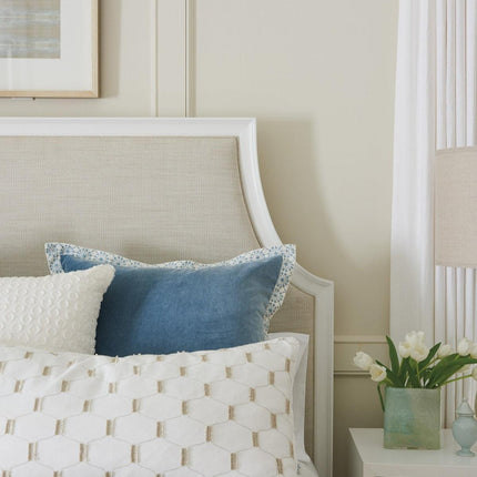 Lexington Avondale Inverness Upholstered Cal King Bed