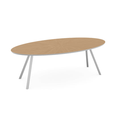Eiken ster eettafel liqurien - ovaal - I schuin licht bruin