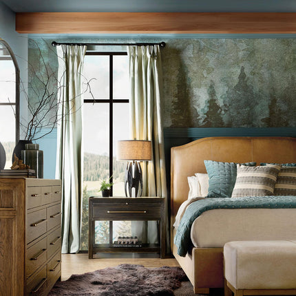 Hooker Furniture Driftwood Upholstered Bed