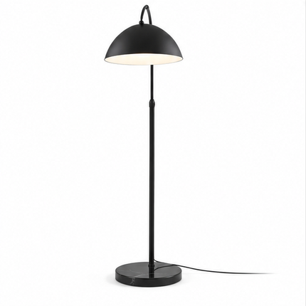 Zwarte Nordic booglamp van 185 cm met gebogen metalen frame, ronde voet en matzwarte lampenkap, vrijstaand op witte achtergrond.