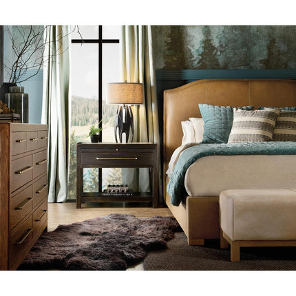 Hooker Furniture Driftwood Upholstered Bed