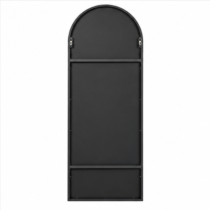 Boogspiegel 168x58 cm met slank metalen frame, grote verticale passpiegel met afgeronde bovenkant op witte achtergrond.