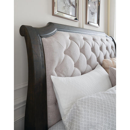 Magnussen Home Bellamy Peppercorn Sleigh Bed